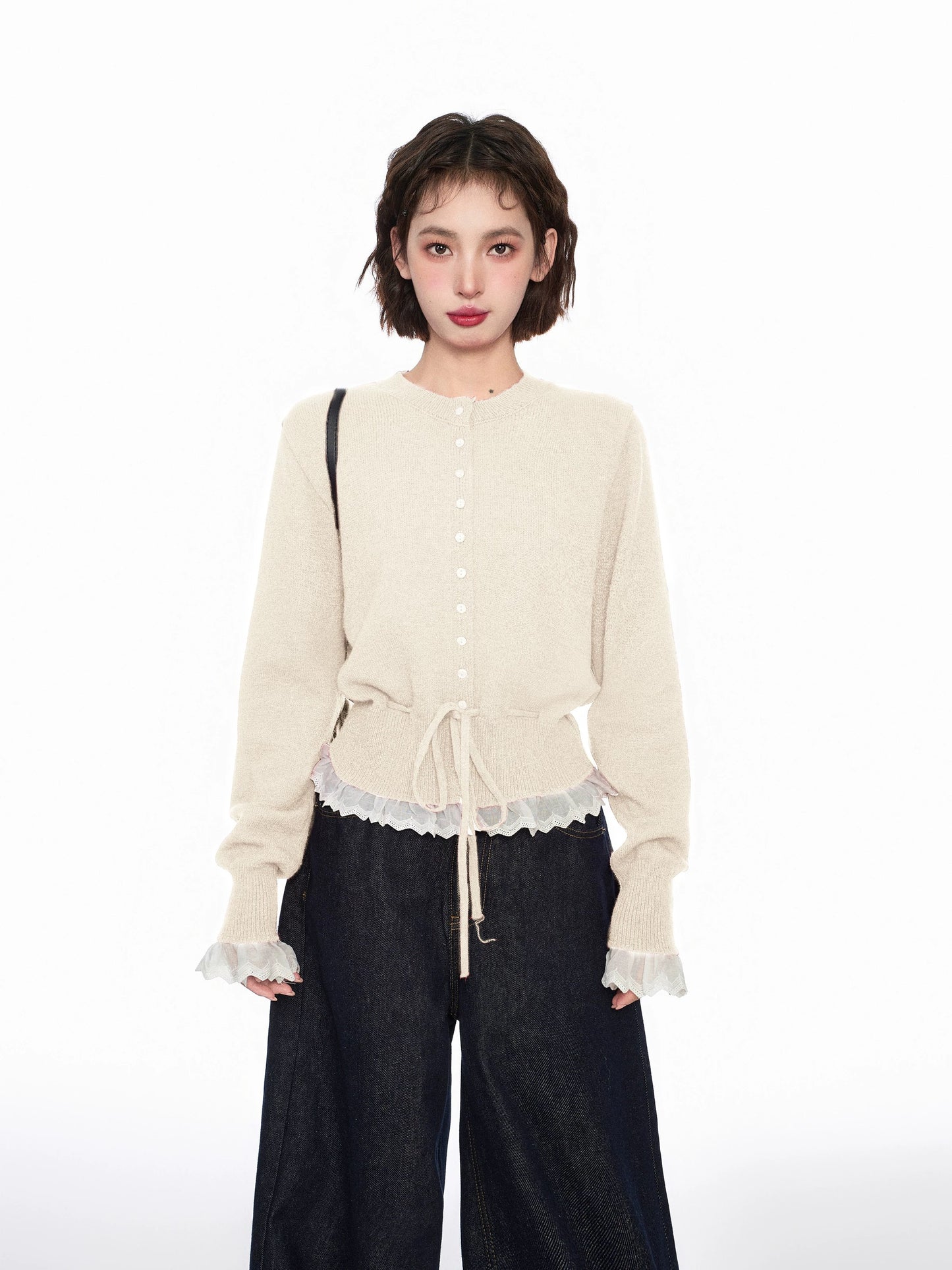 Cropped Sweater with Lace Details C0017