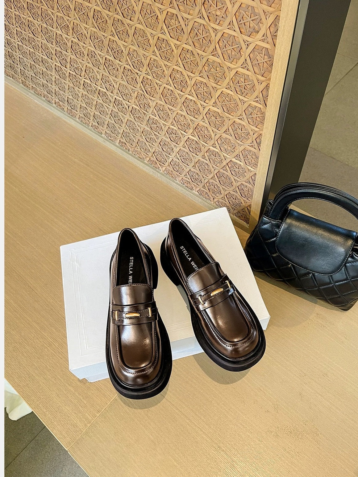 Women’s Vintage British Platform Oxfords S0004