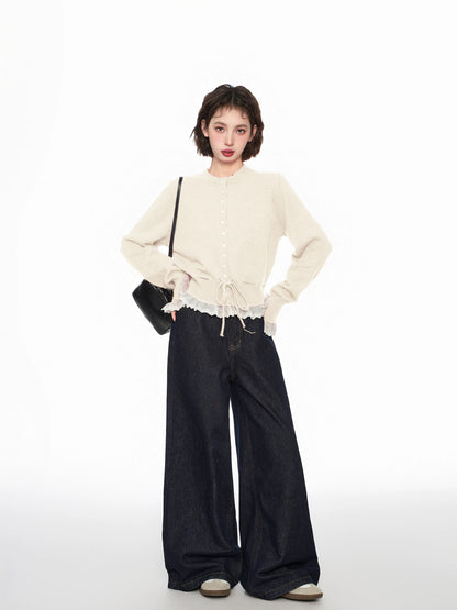 Cropped Sweater with Lace Details C0017