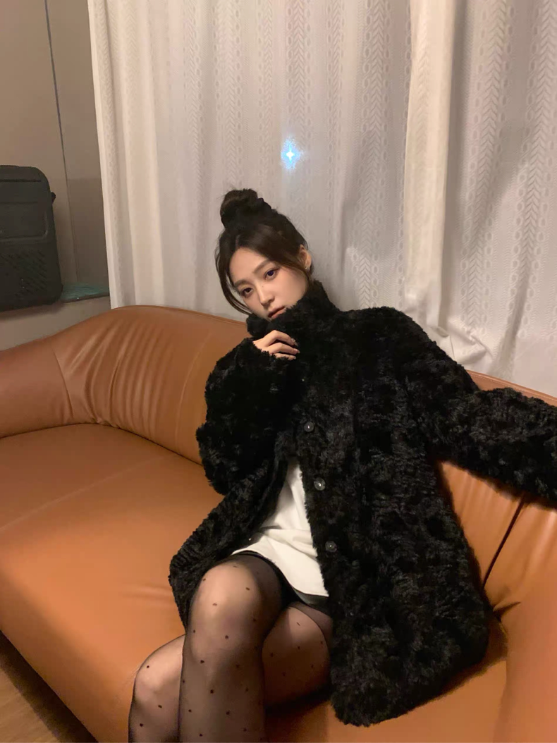 Women’s Plush Eco Faux Fur High-Neck Coat C0038