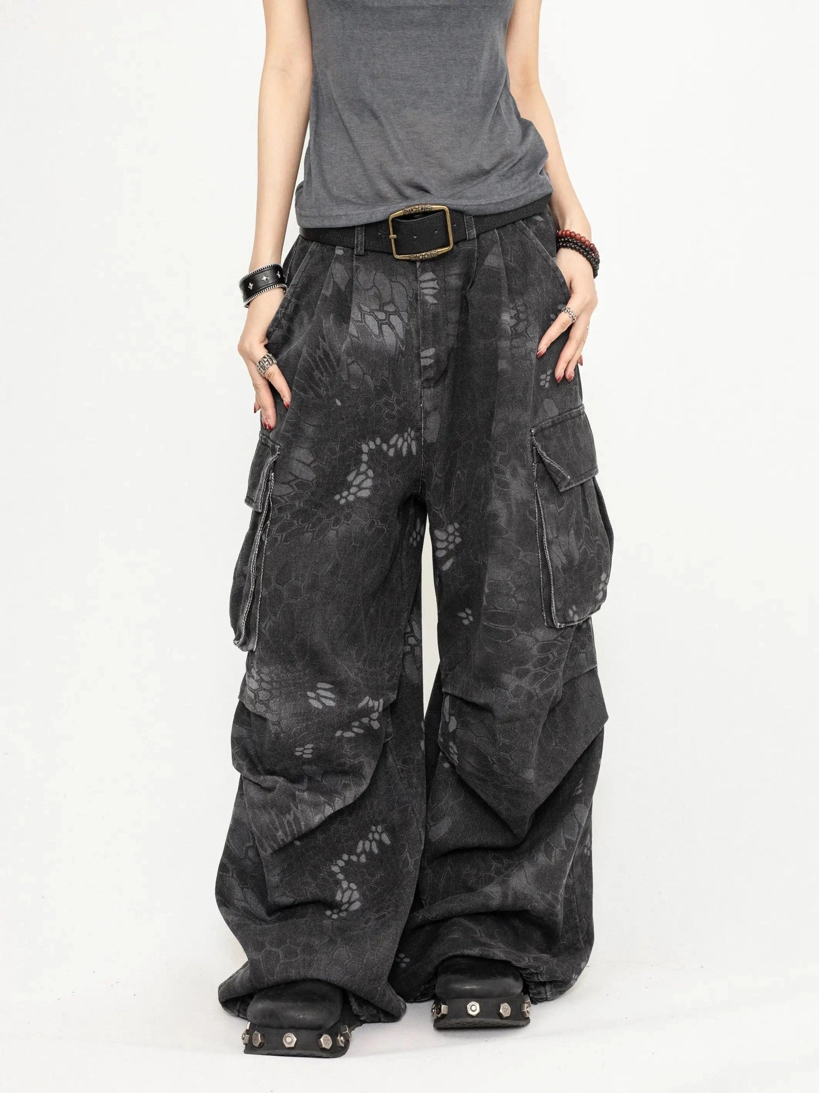 Snake Print Camo Cargo Pants  f0397