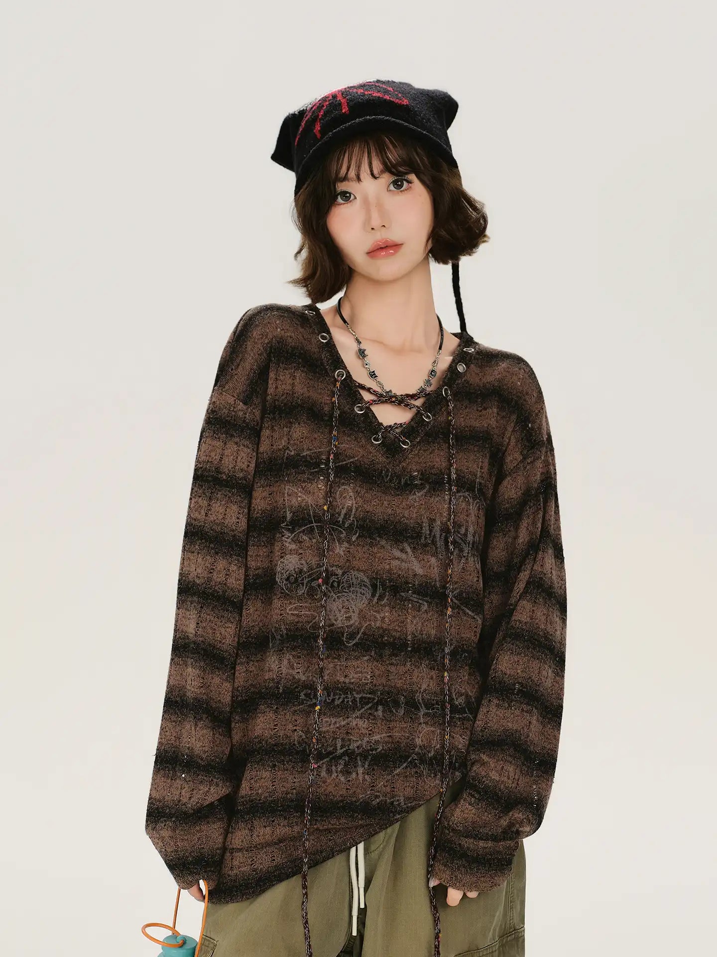 Retro-Style V-Neck Stripe Long T-Shirt   f0392