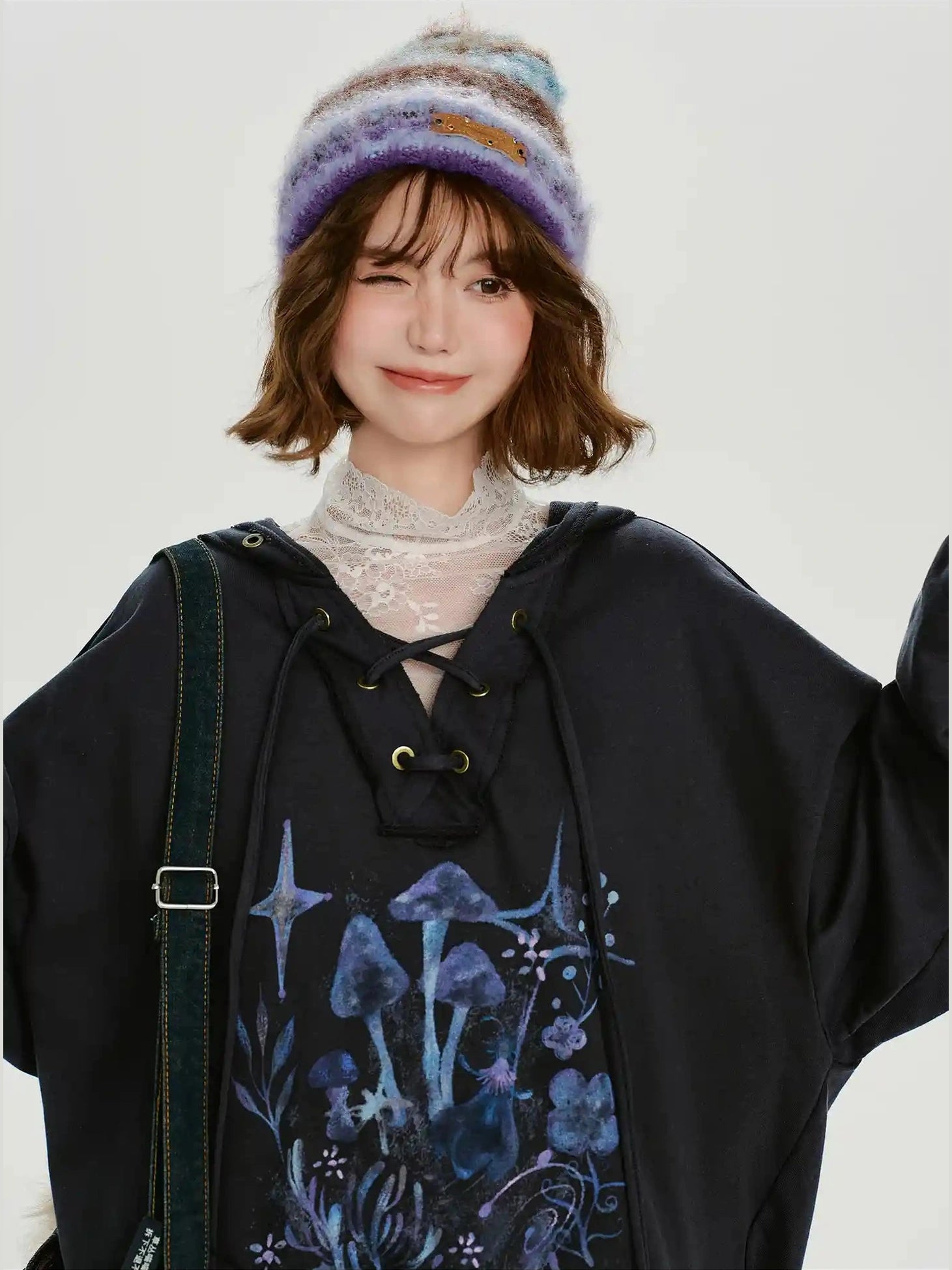 Retro-Style V-Neck Hoodie  f0391