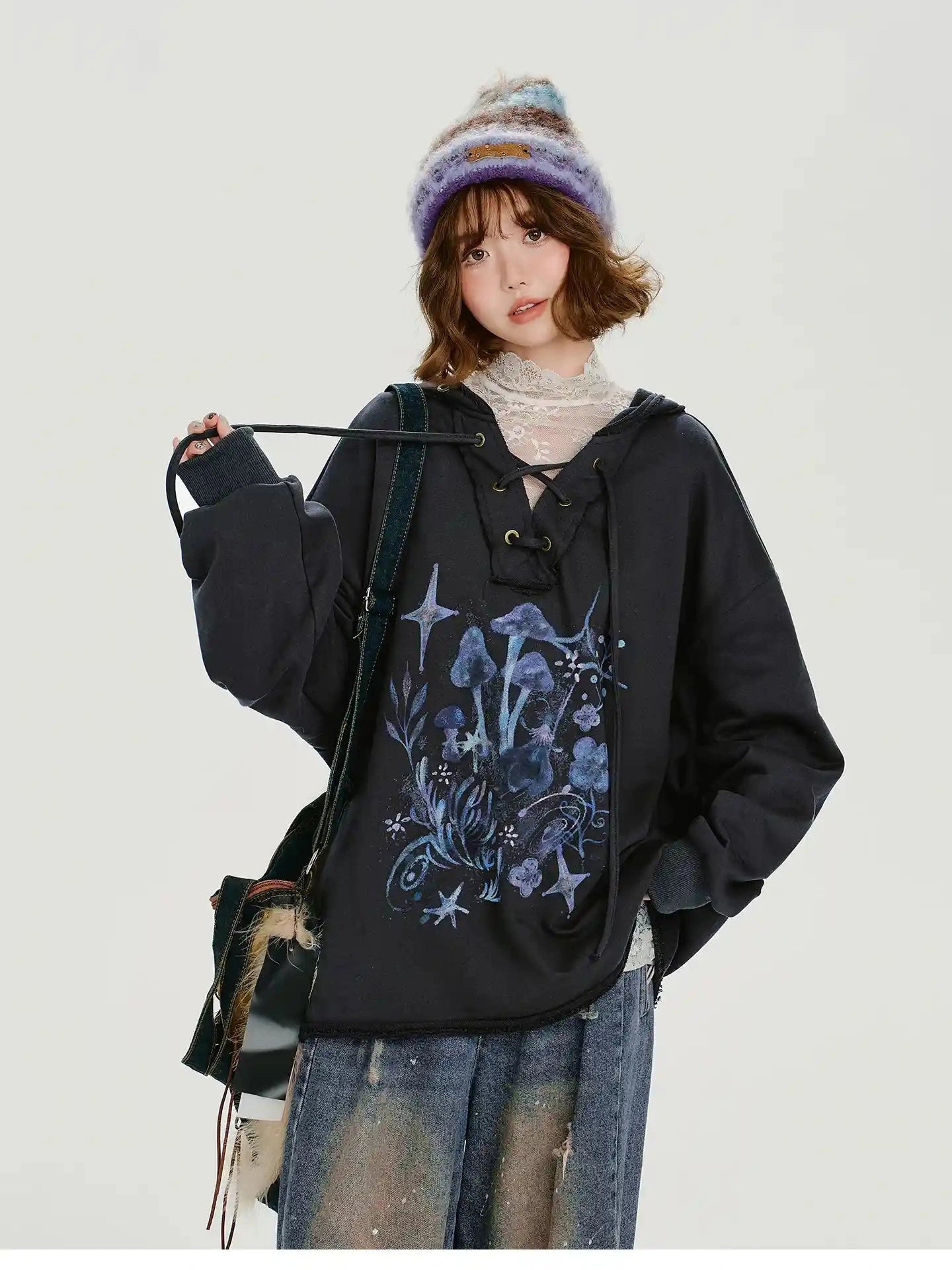 Retro-Style V-Neck Hoodie  f0391