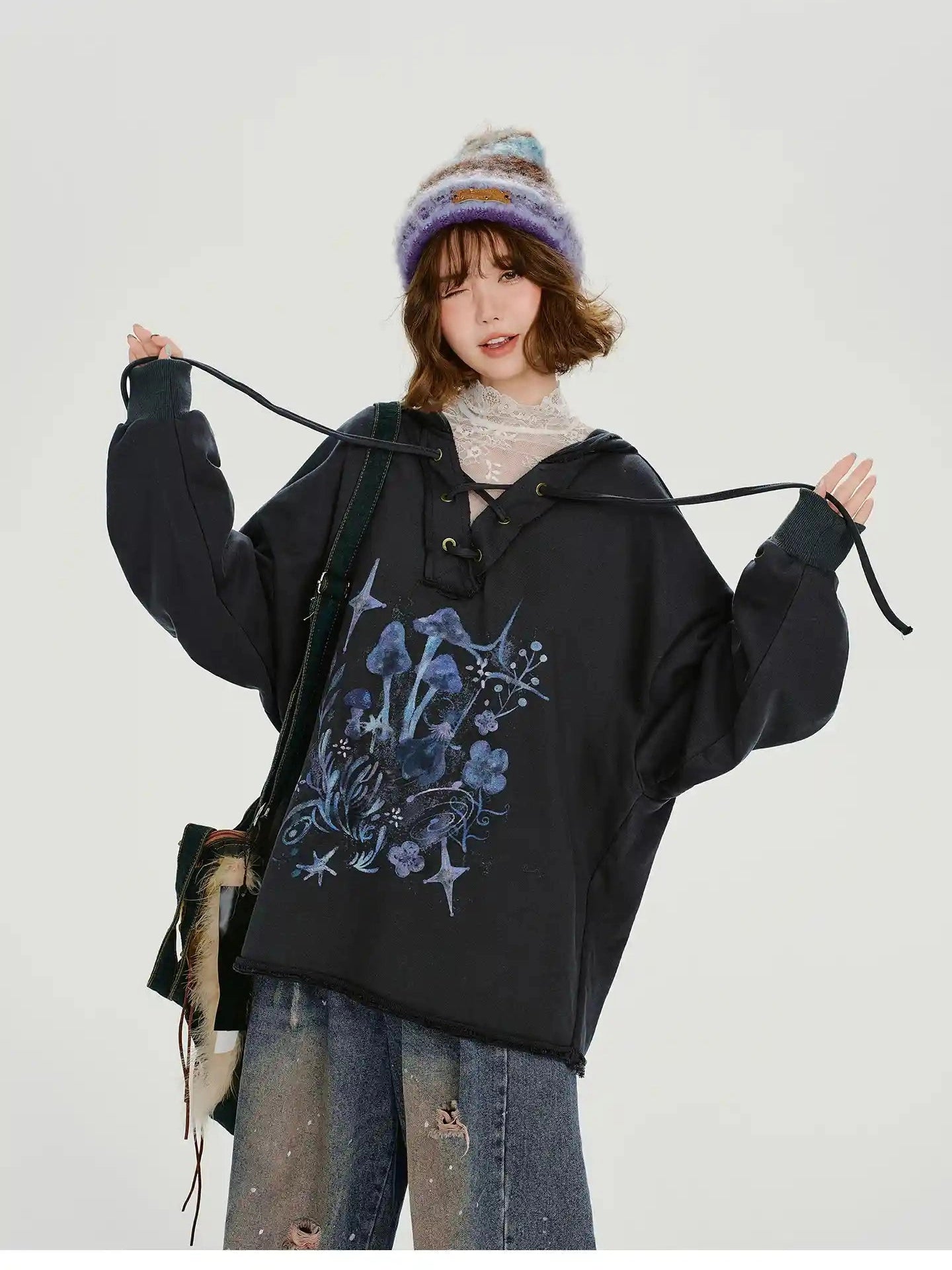 Retro-Style V-Neck Hoodie  f0391
