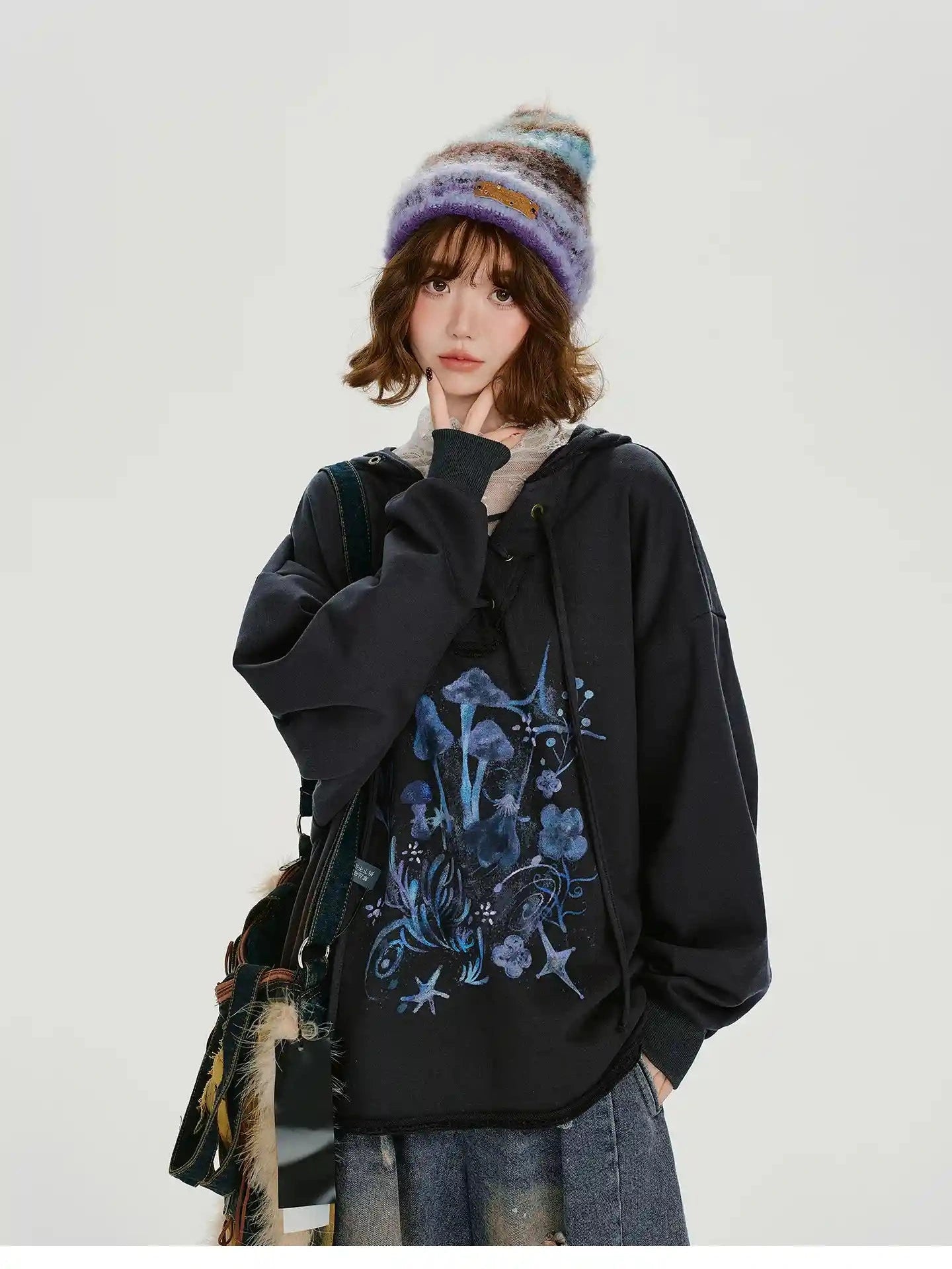 Retro-Style V-Neck Hoodie  f0391