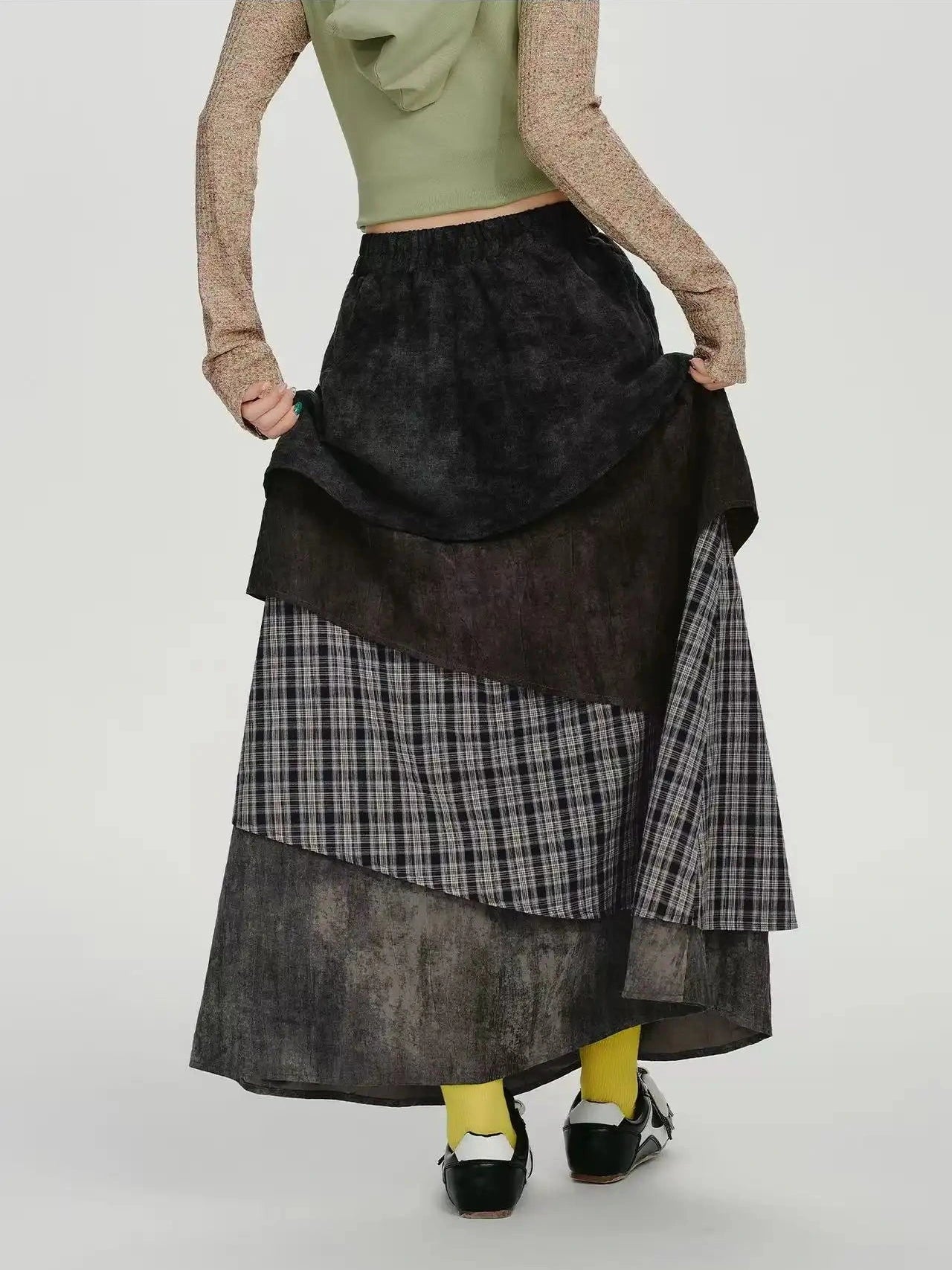 Check Tiered Skirt  f0409