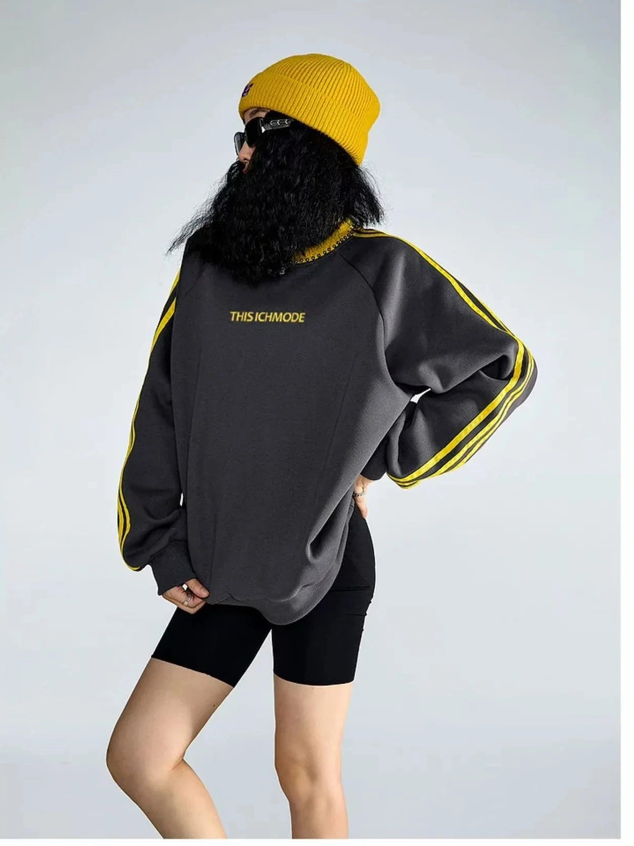 Vintage Stripe Relaxed Sweatshirt  f0371