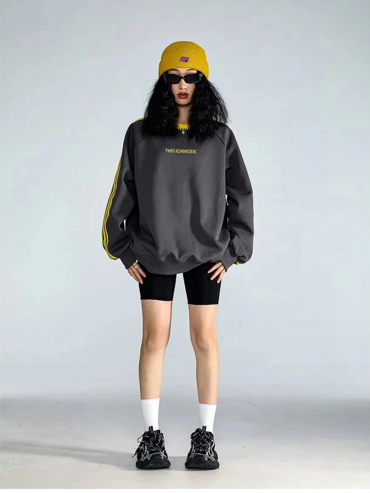 Vintage Stripe Relaxed Sweatshirt  f0371