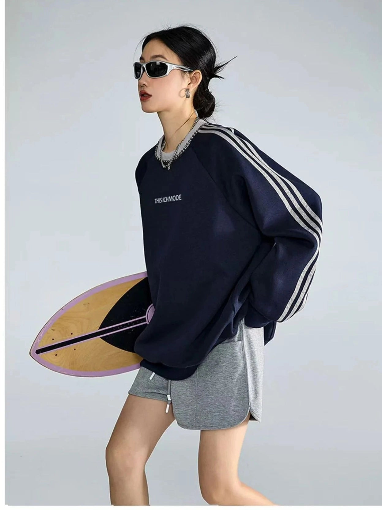 Vintage Stripe Relaxed Sweatshirt  f0371