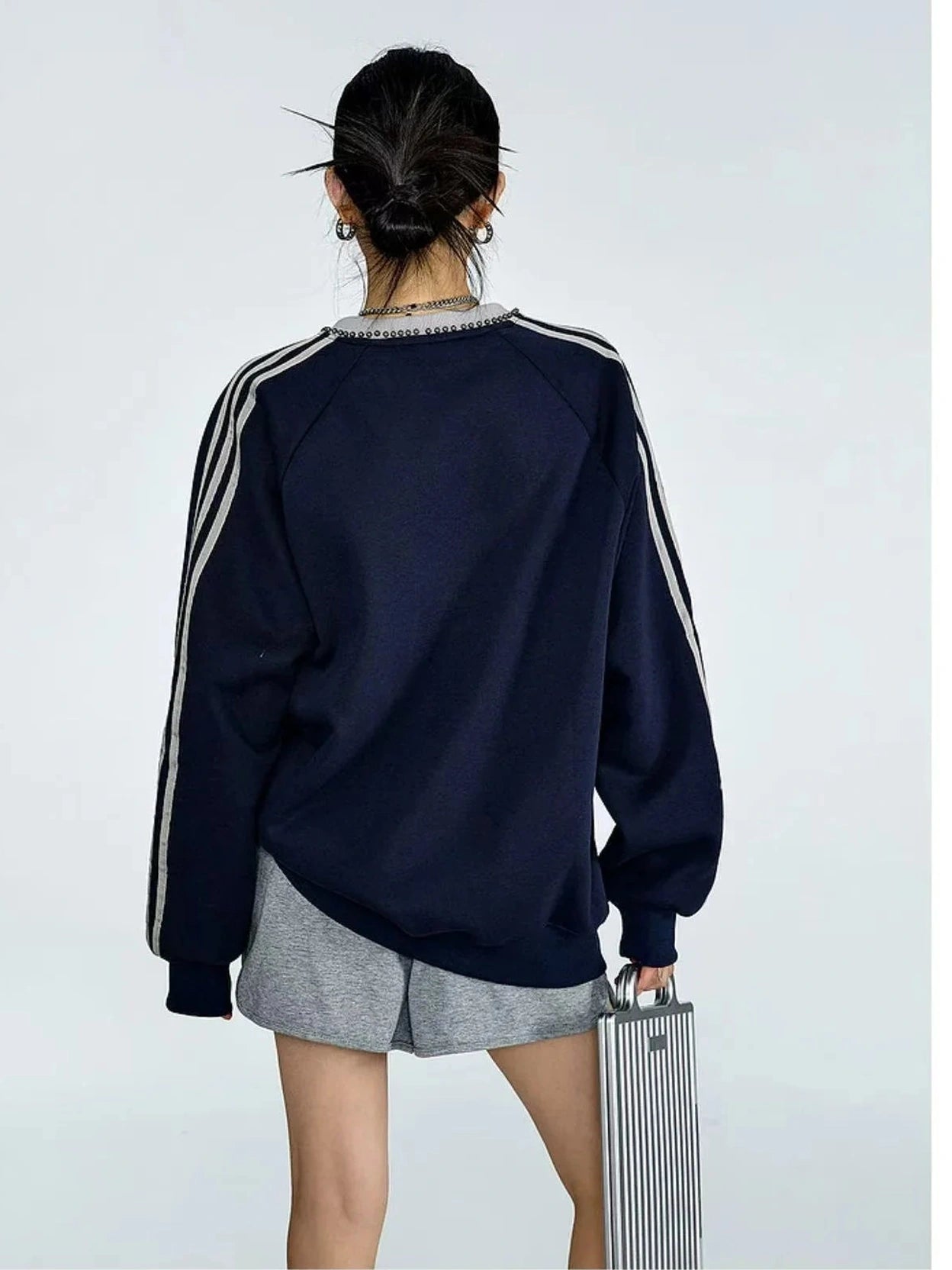 Vintage Stripe Relaxed Sweatshirt  f0371