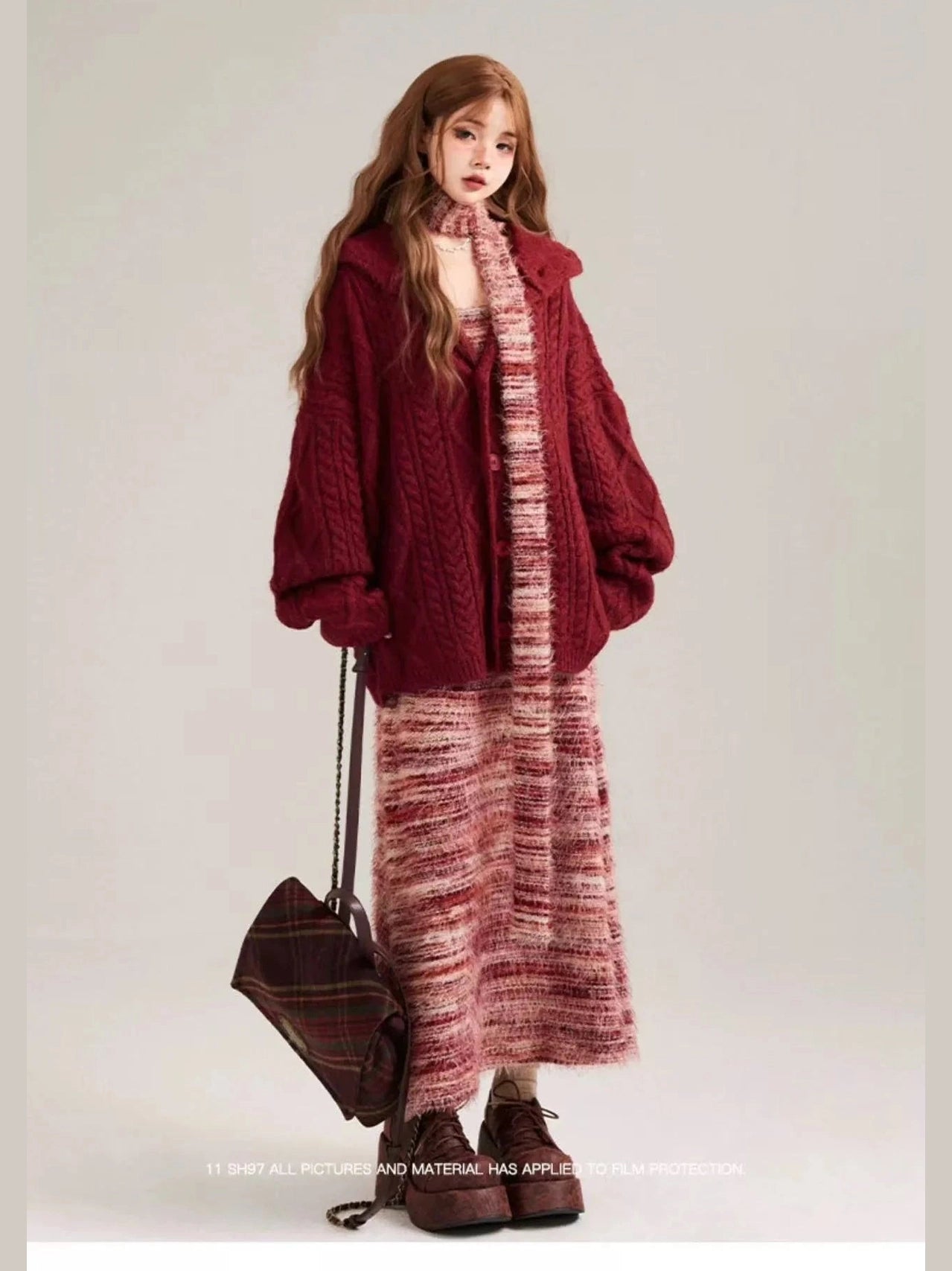 Striped Knit Bodycon Dress with Contrast Design f0328