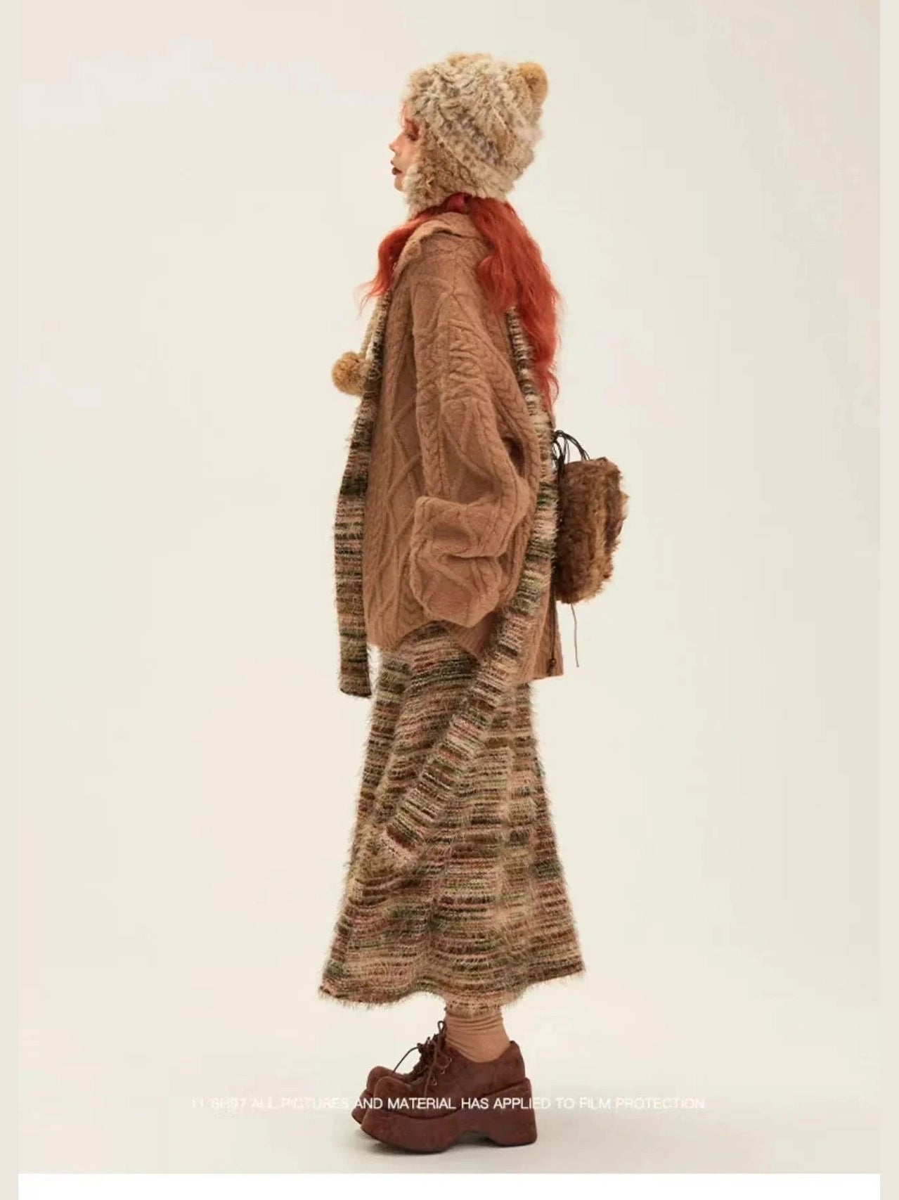 Striped Knit Bodycon Dress with Contrast Design f0328