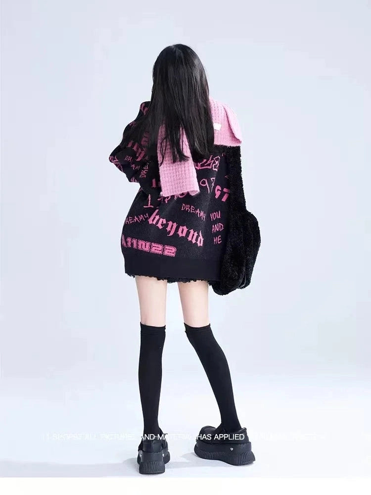 All-Over Print Relaxed Knit Sweater  f0369