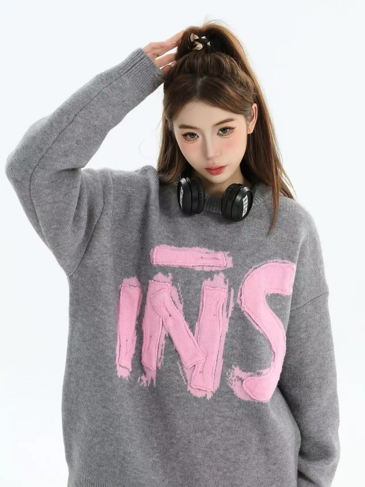 Embroidered Logo Crewneck Knit Sweater  f0358