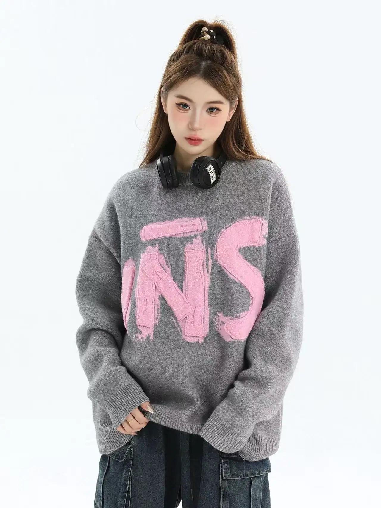 Embroidered Logo Crewneck Knit Sweater  f0358
