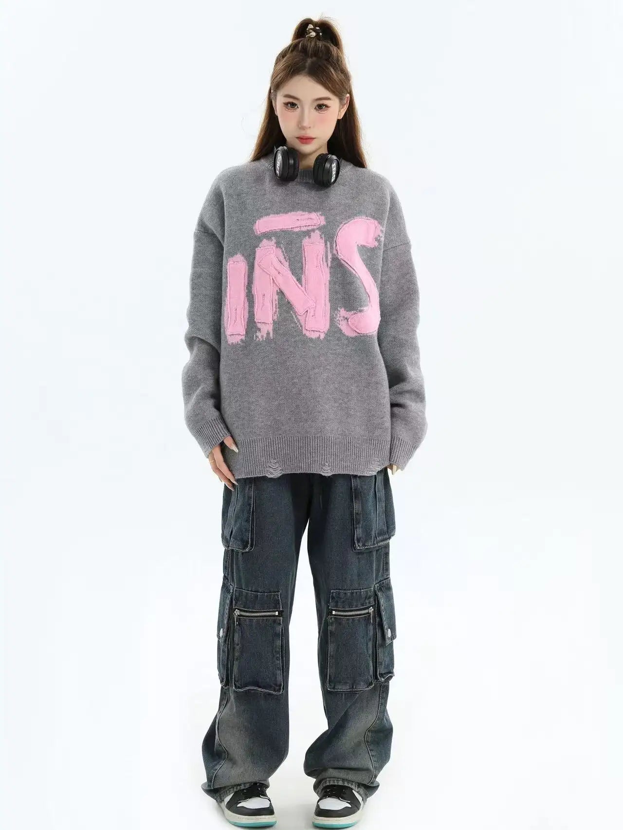 Embroidered Logo Crewneck Knit Sweater  f0358