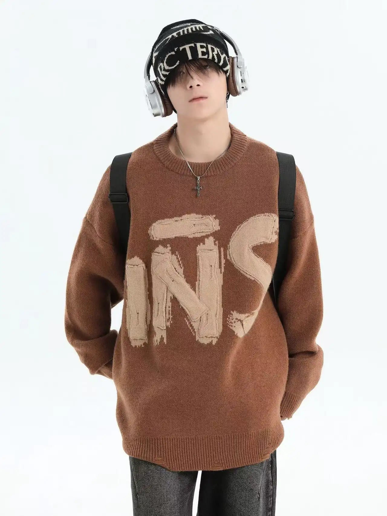 Embroidered Logo Crewneck Knit Sweater  f0358