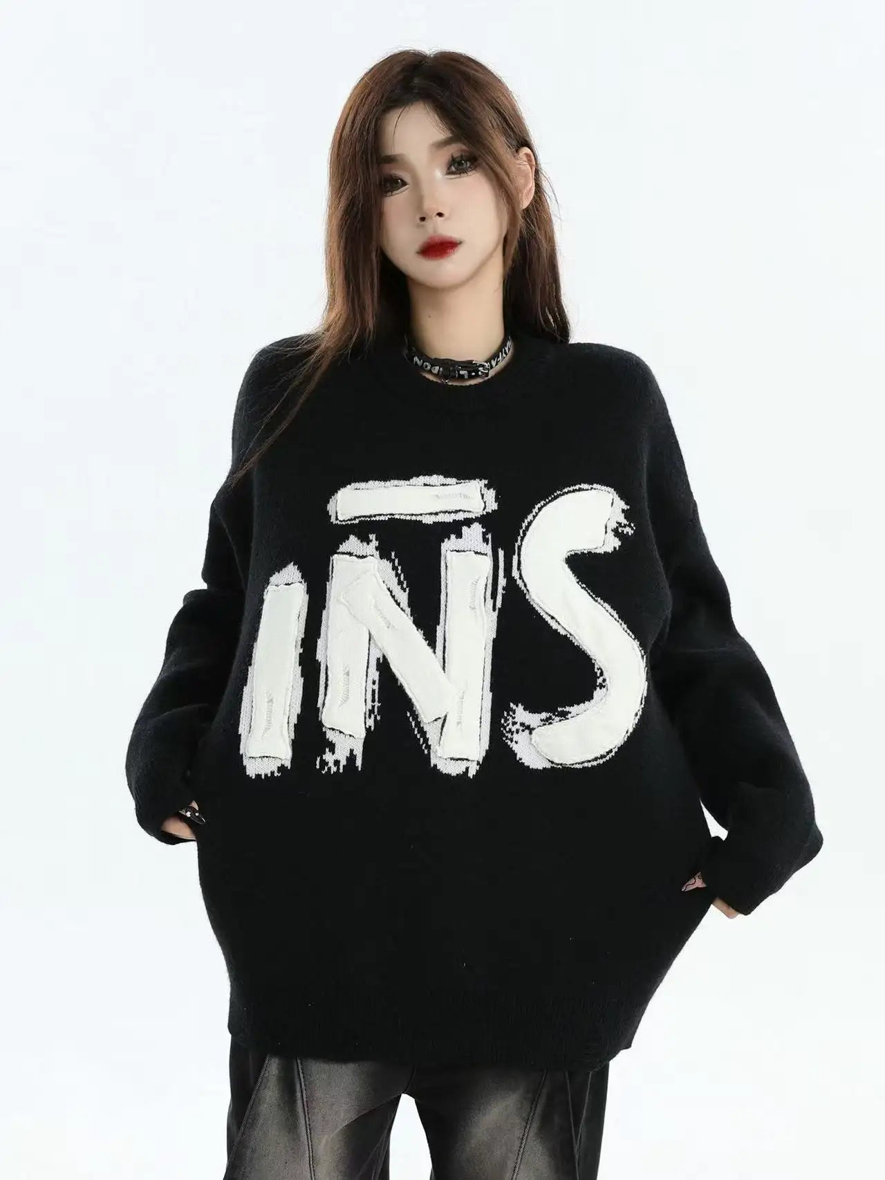 Embroidered Logo Crewneck Knit Sweater  f0358