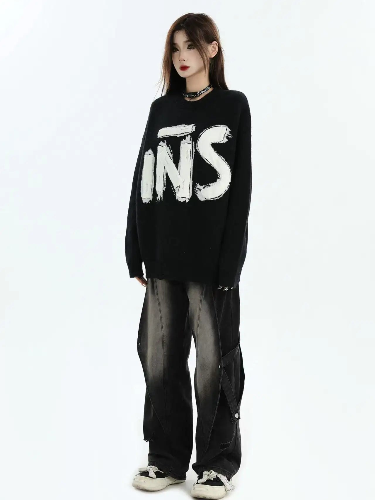 Embroidered Logo Crewneck Knit Sweater  f0358