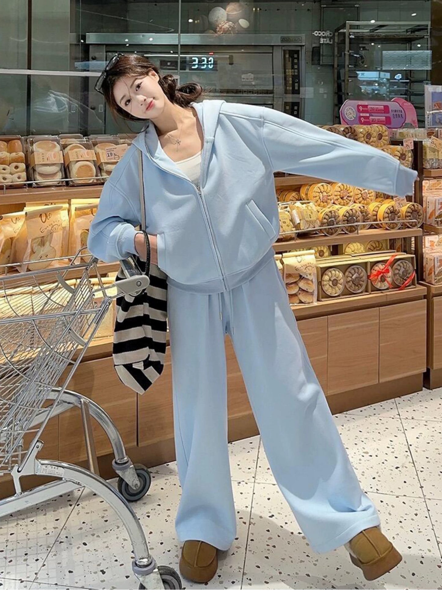 Women’s Sports Hoodie & Sweatpants Set C0023