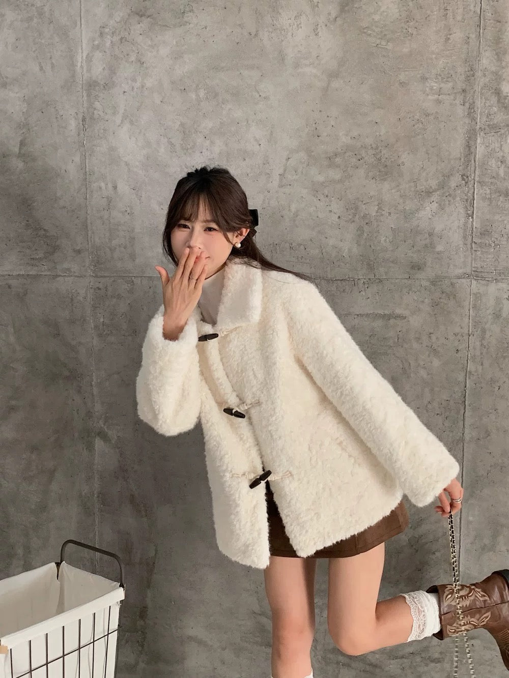 Mid-Length Teddy Fur Toggle Jacket C0045