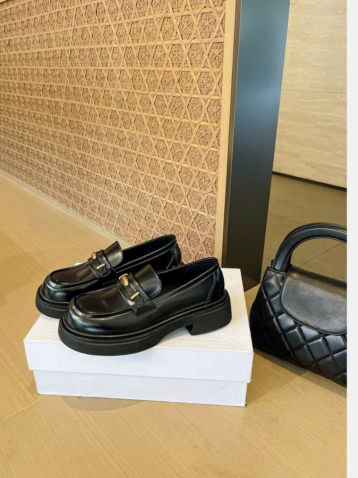 Women’s Vintage British Platform Oxfords S0004