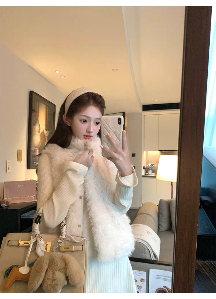 Women’s Hooded Sleeveless Vest Outerwear C0010