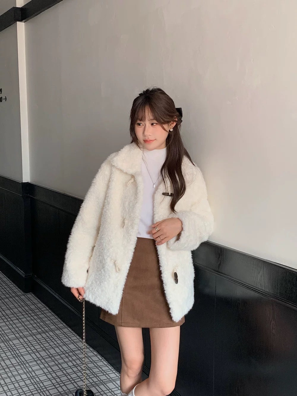 Mid-Length Teddy Fur Toggle Jacket C0045