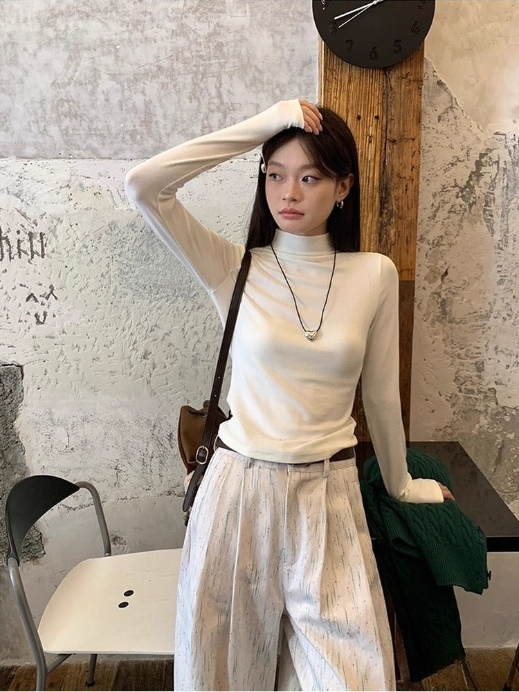 White semi-turtleneck bottoming shirt C0235