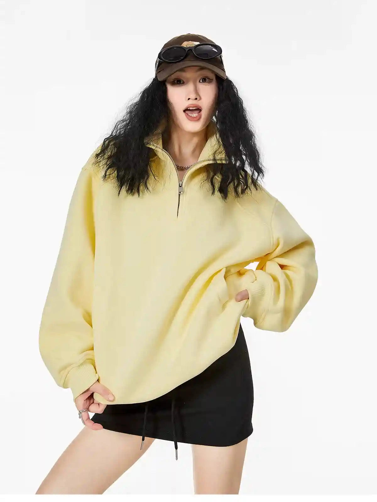 Half-Zip Stand Collar Sweatshirt with Relaxed Fit  f0368