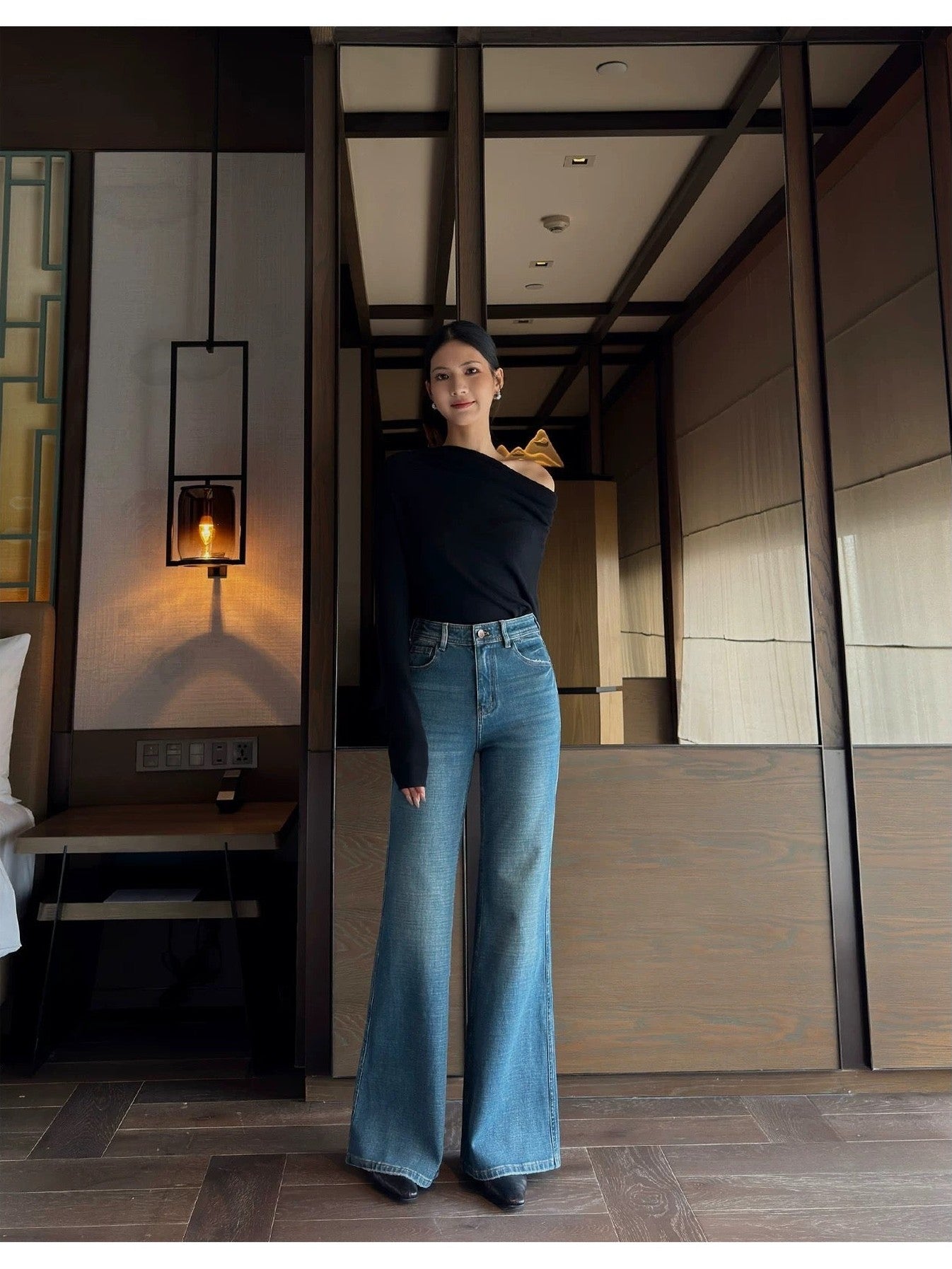 Mini Flare Denim Pants C0049