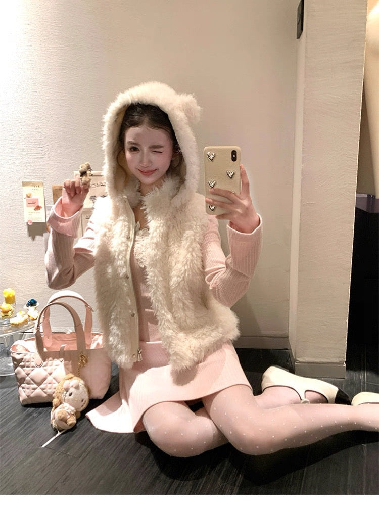 Women’s Hooded Sleeveless Vest Outerwear C0010