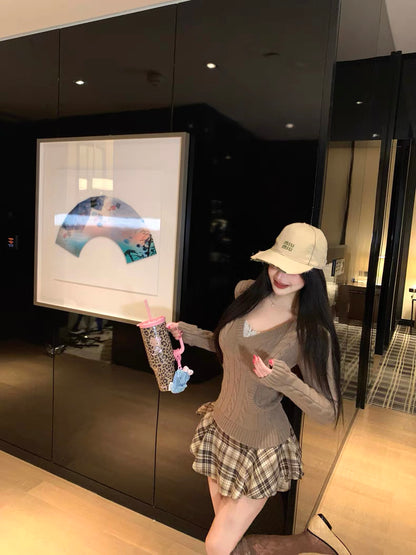 V-Neck Hooded Knitted Pullover for Women C0020