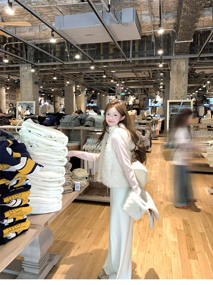 Women’s Hooded Sleeveless Vest Outerwear C0010