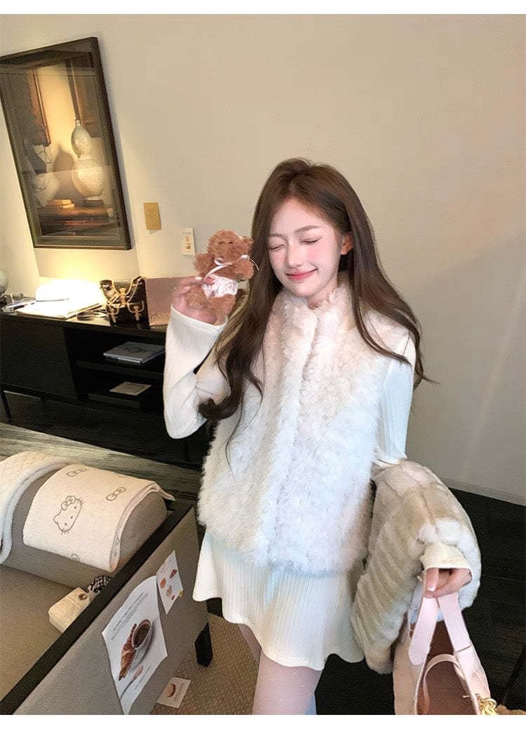 Women’s Hooded Sleeveless Vest Outerwear C0010