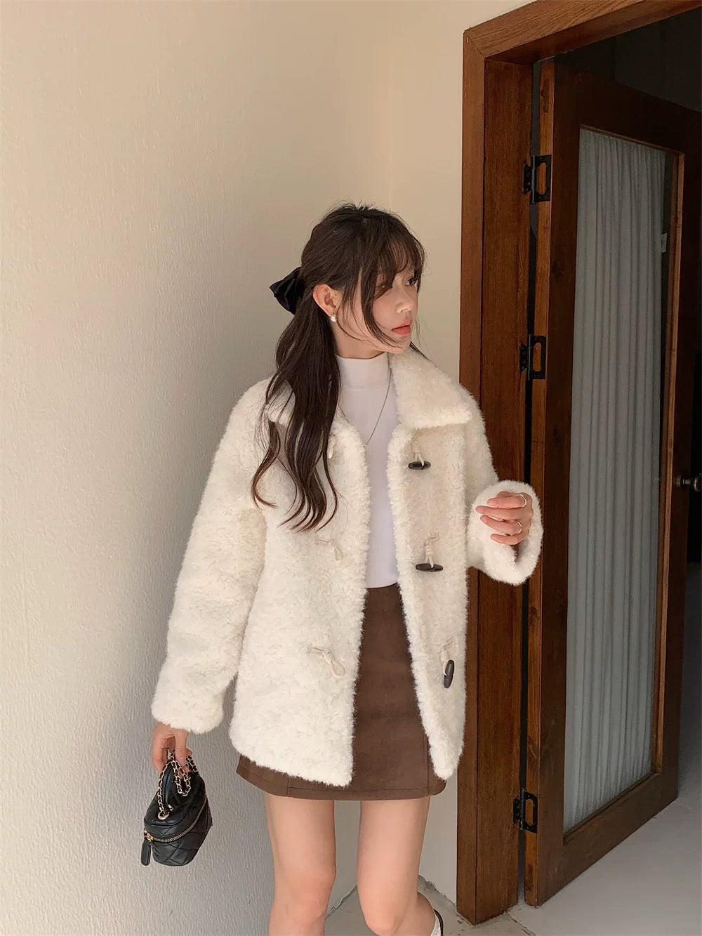 Mid-Length Teddy Fur Toggle Jacket C0045