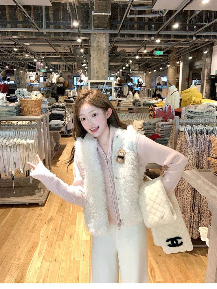 Women’s Hooded Sleeveless Vest Outerwear C0010