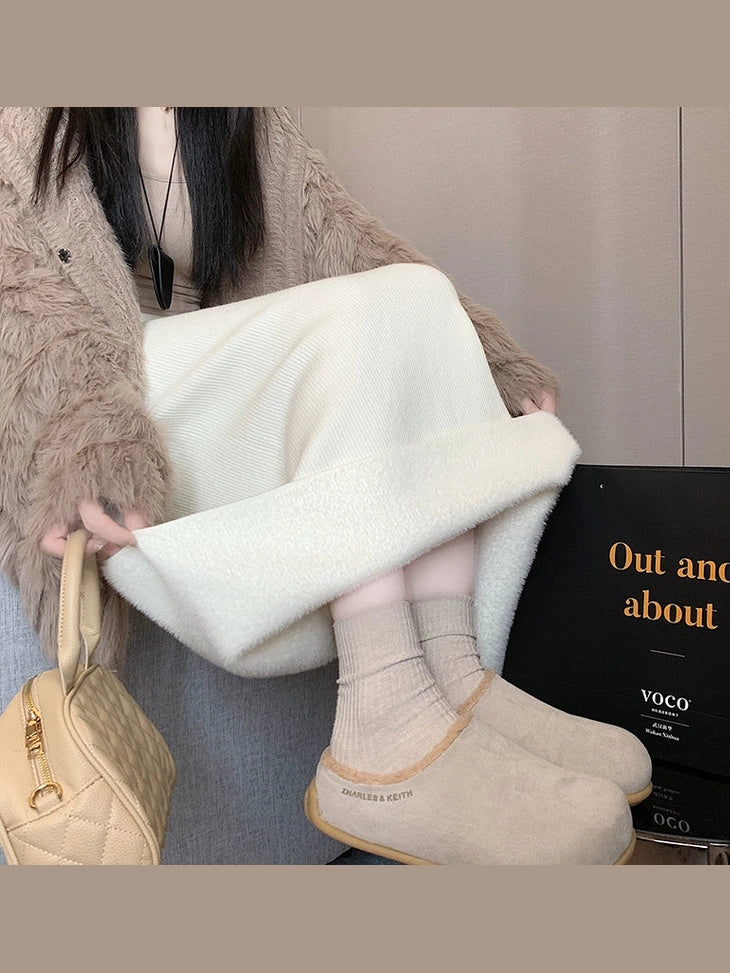 Fleece knitted skirt C0062