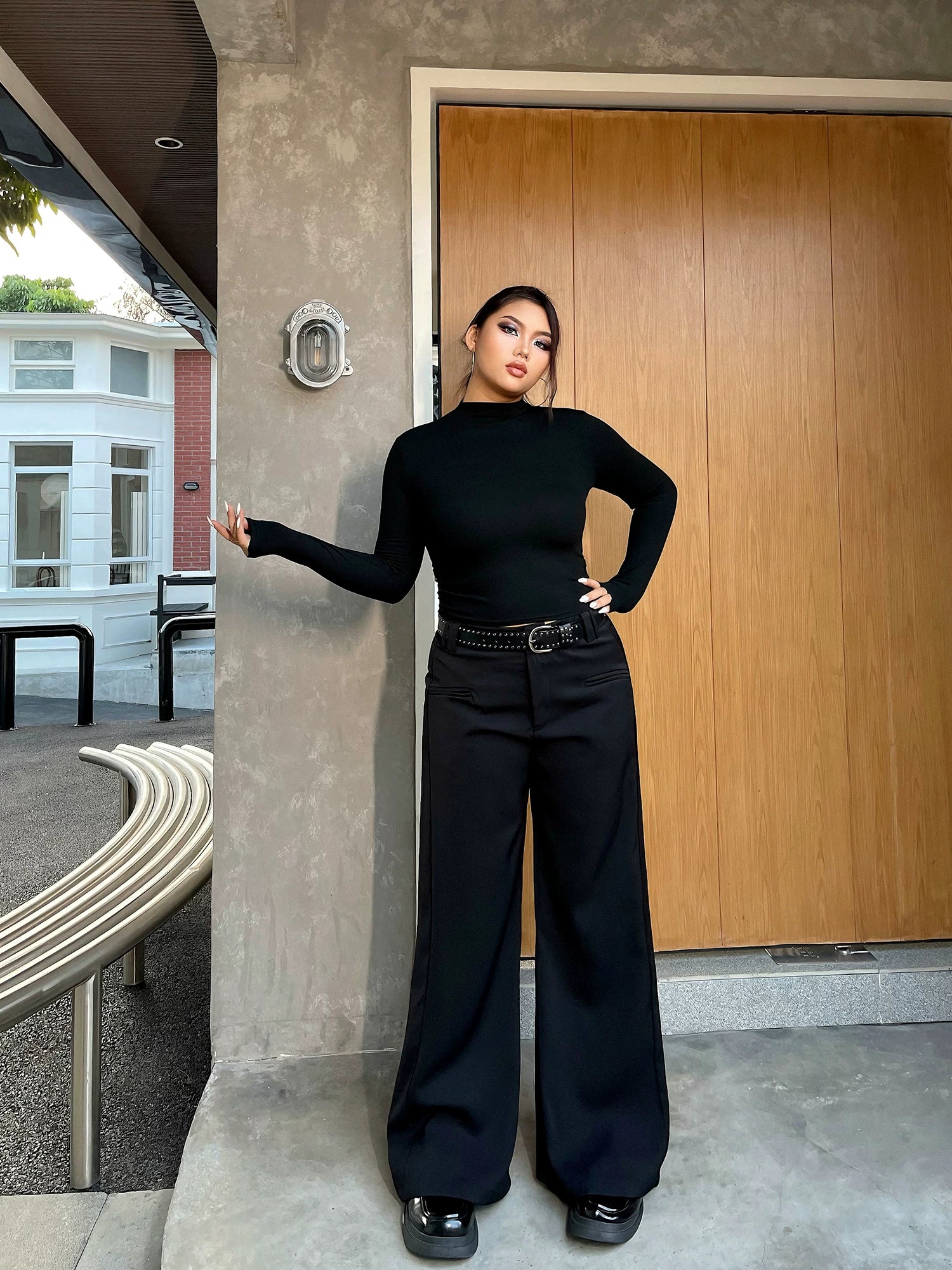 Black straight slacks FE0454