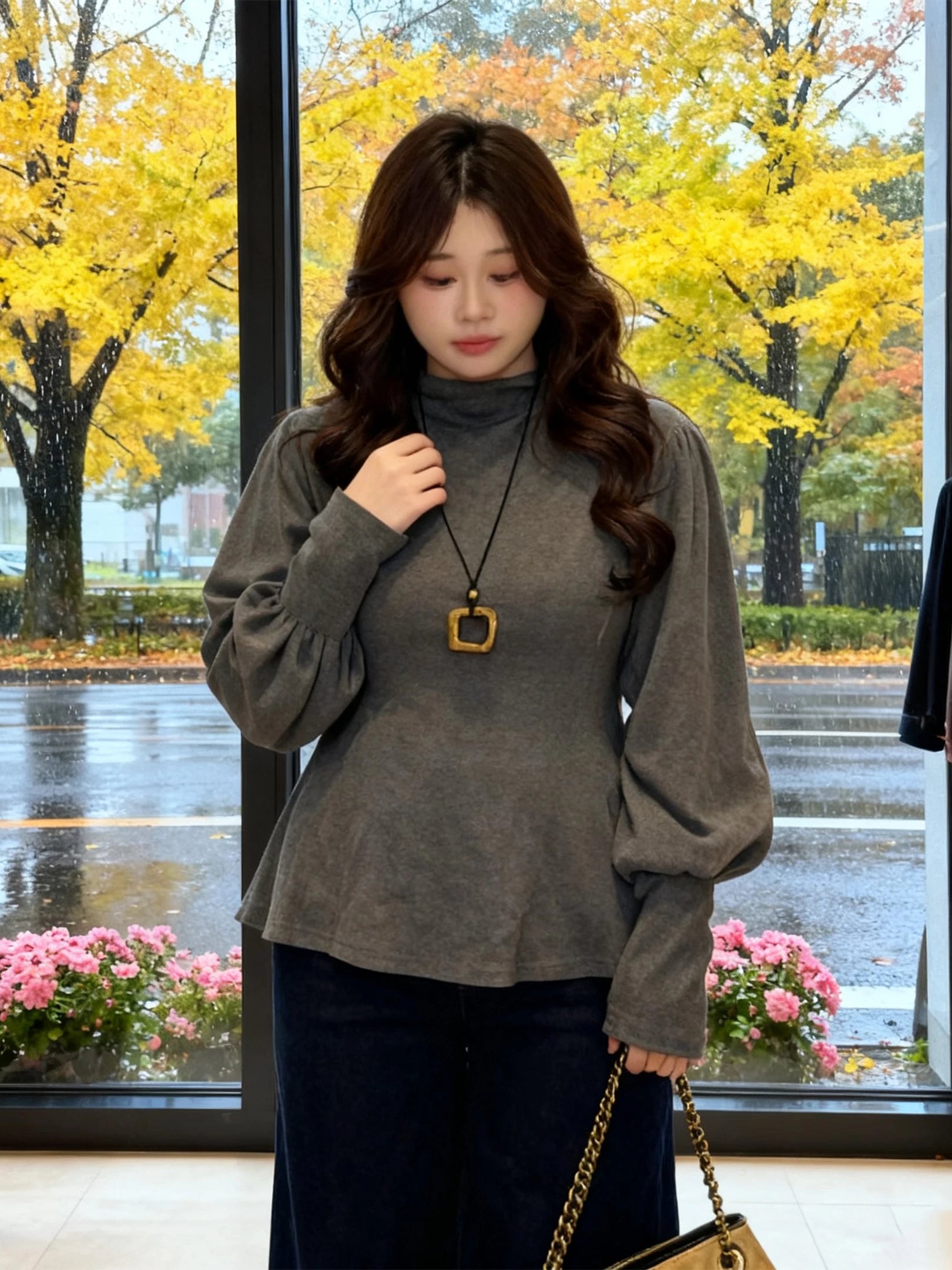Grey half turtleneck long-sleeved t-shirt with f0286 inside