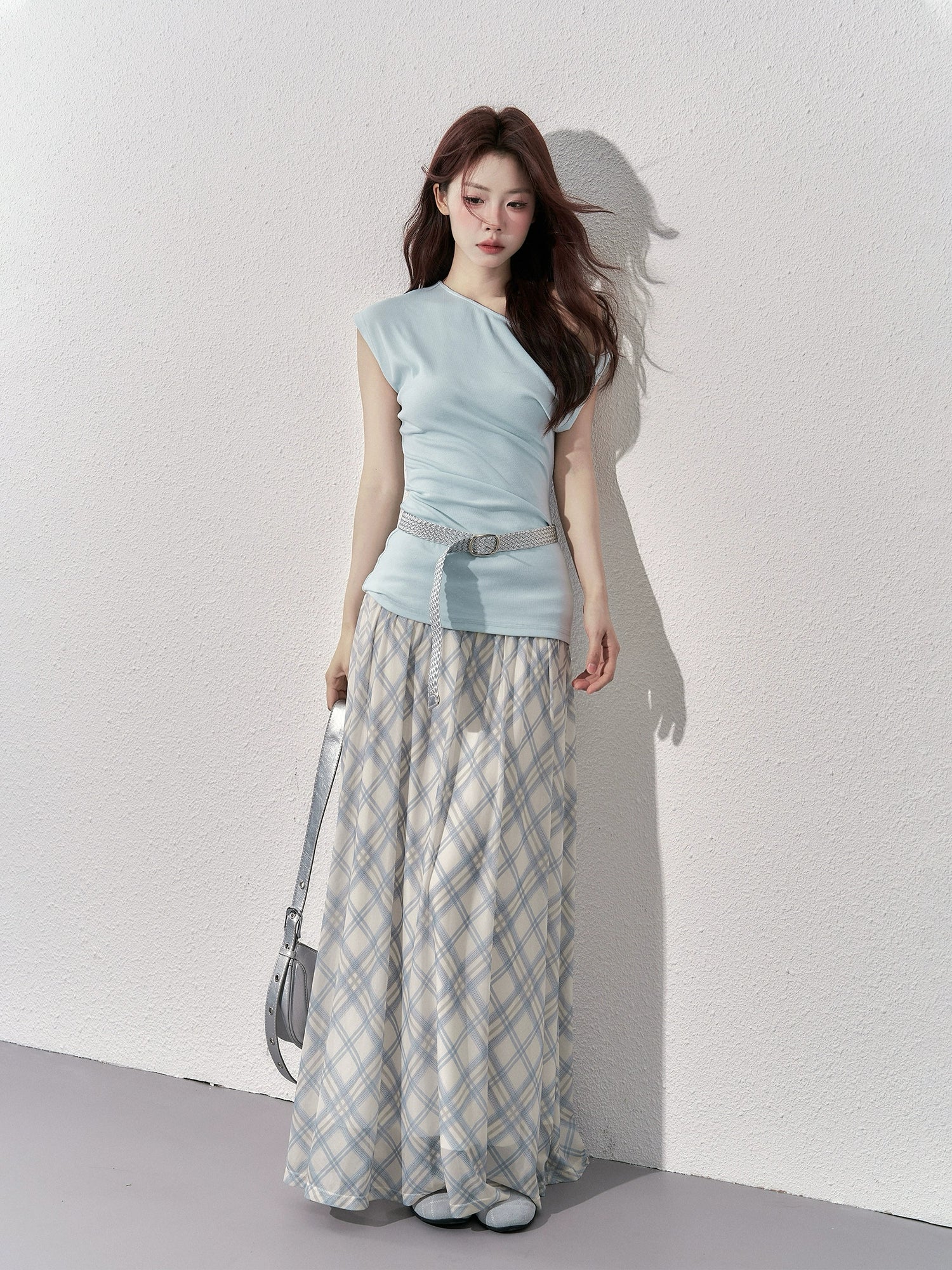 Off-the-shoulder short-sleeved T-shirt C0097