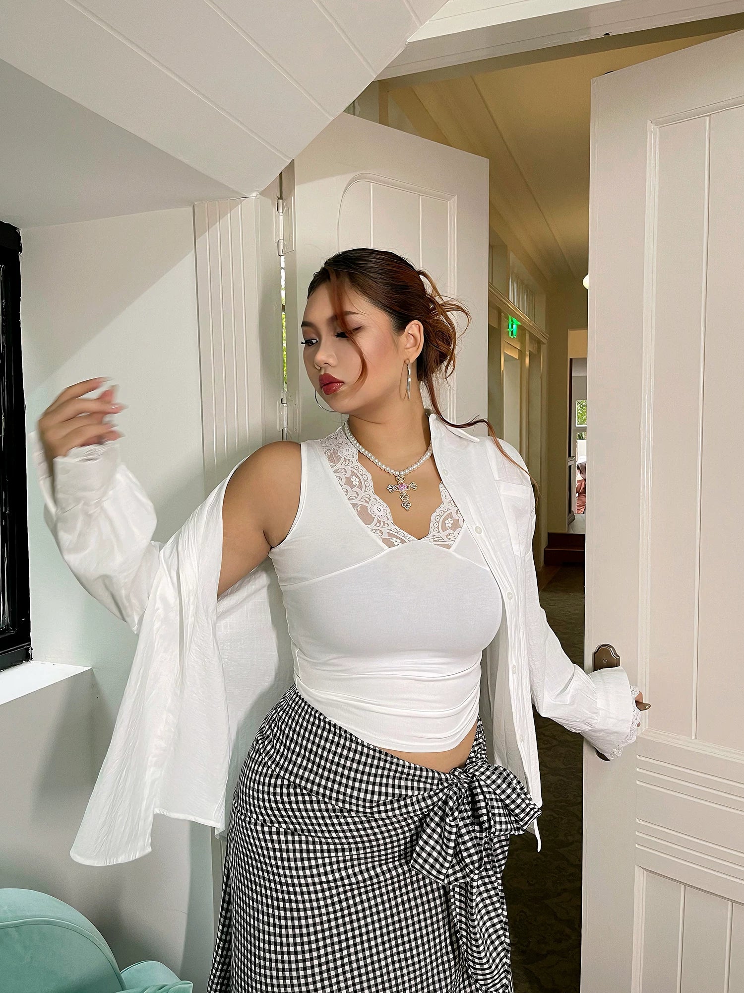 Loose design white shirt FE0476