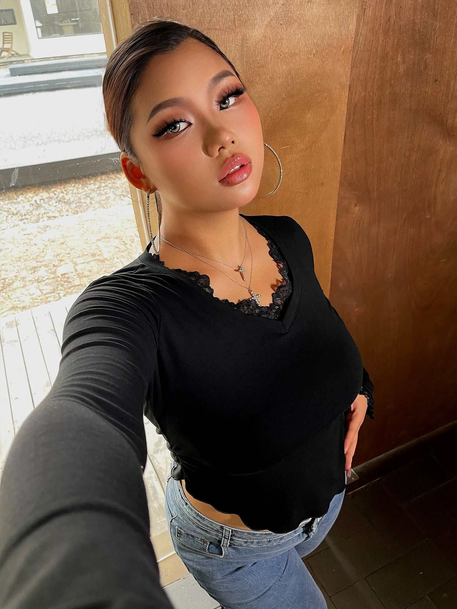 Pure lace splicing horn sleeve T-shirt FE0492