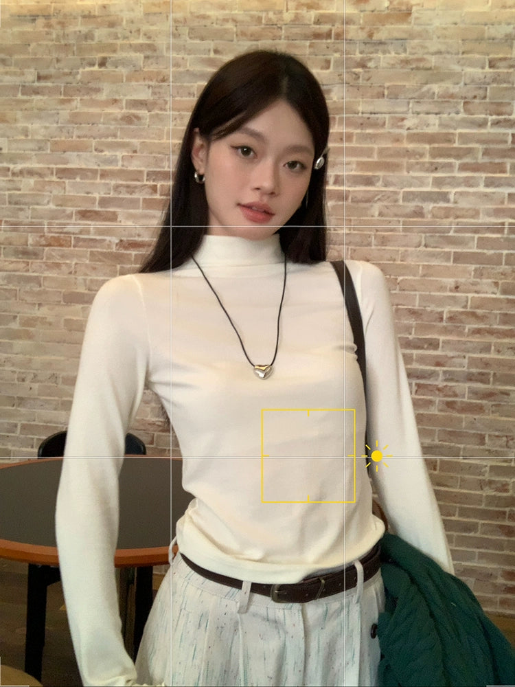 White semi-turtleneck bottoming shirt C0235