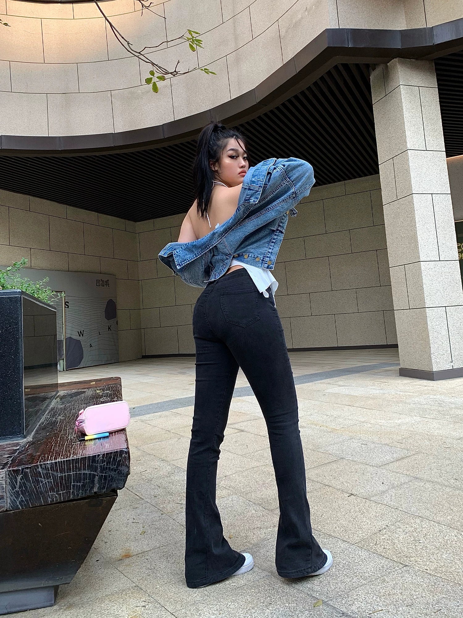 Black micro-flared jeans FE0466