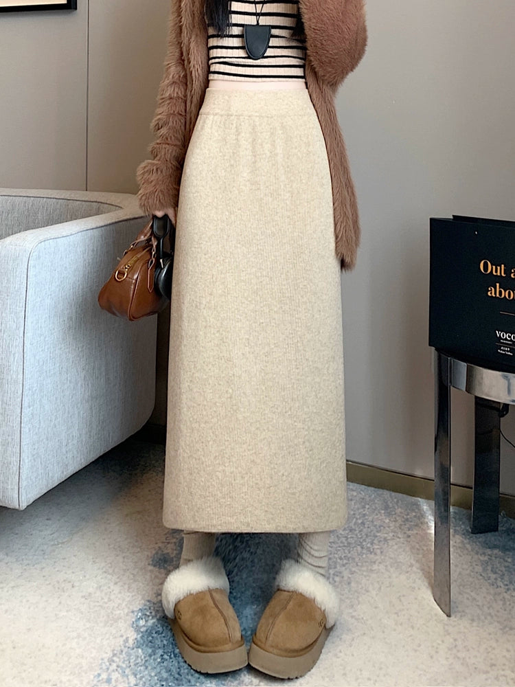 Fleece knitted skirt C0062