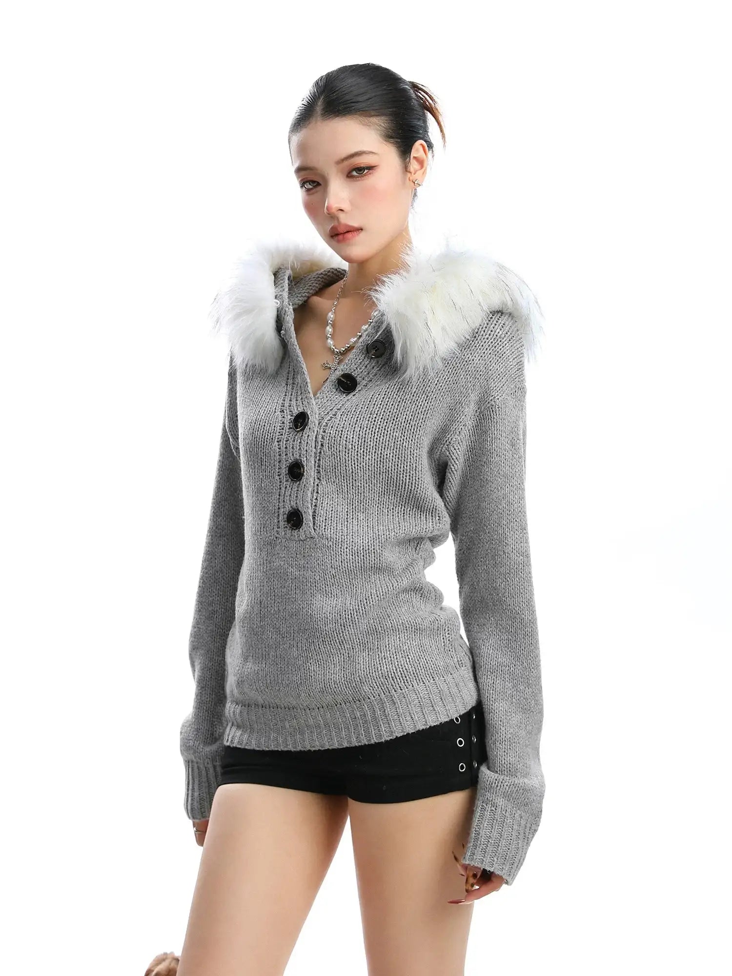 Fur-Trimmed Knit Hoodie with Waist Shape f0347