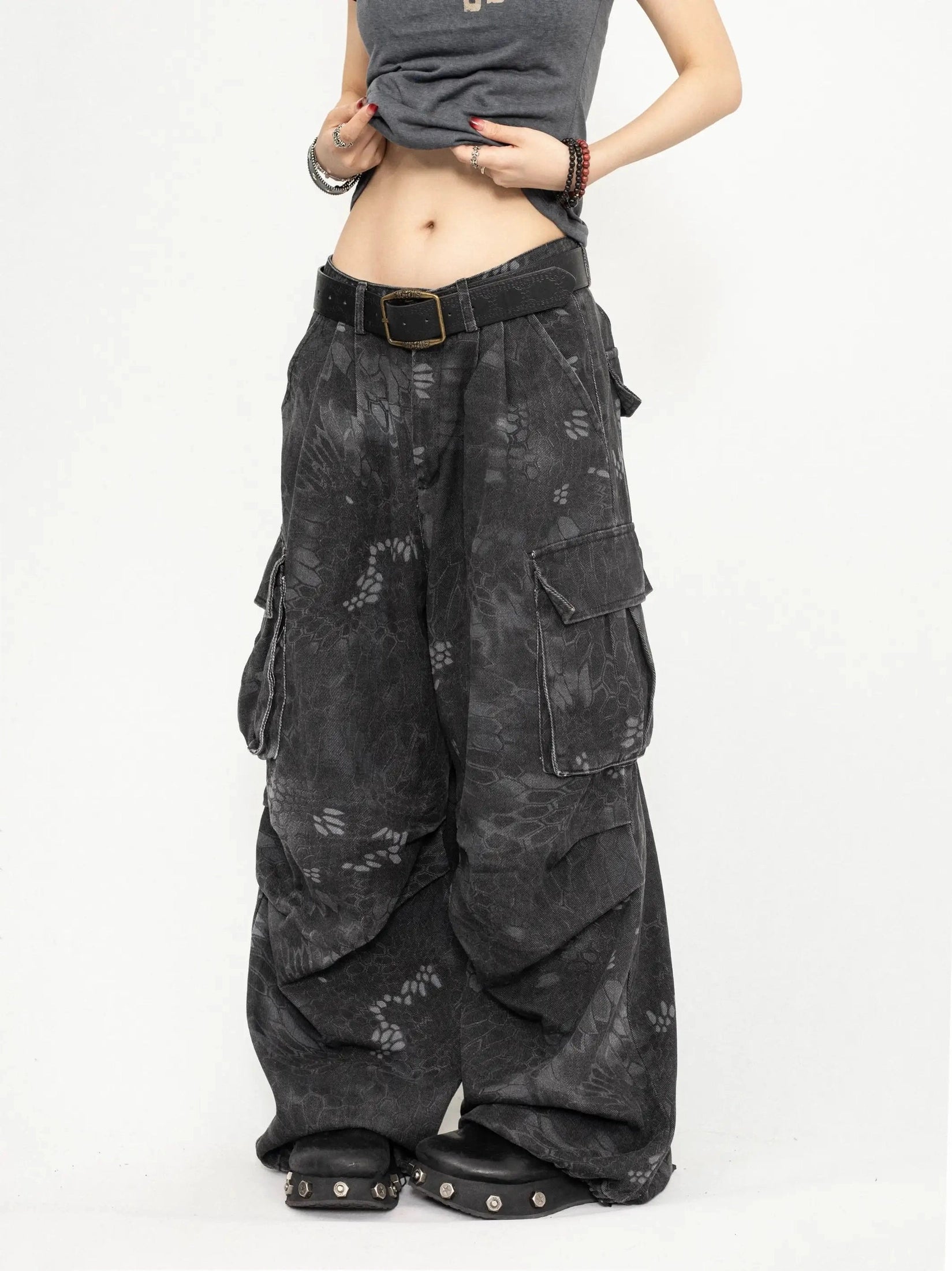 Snake Print Camo Cargo Pants  f0397